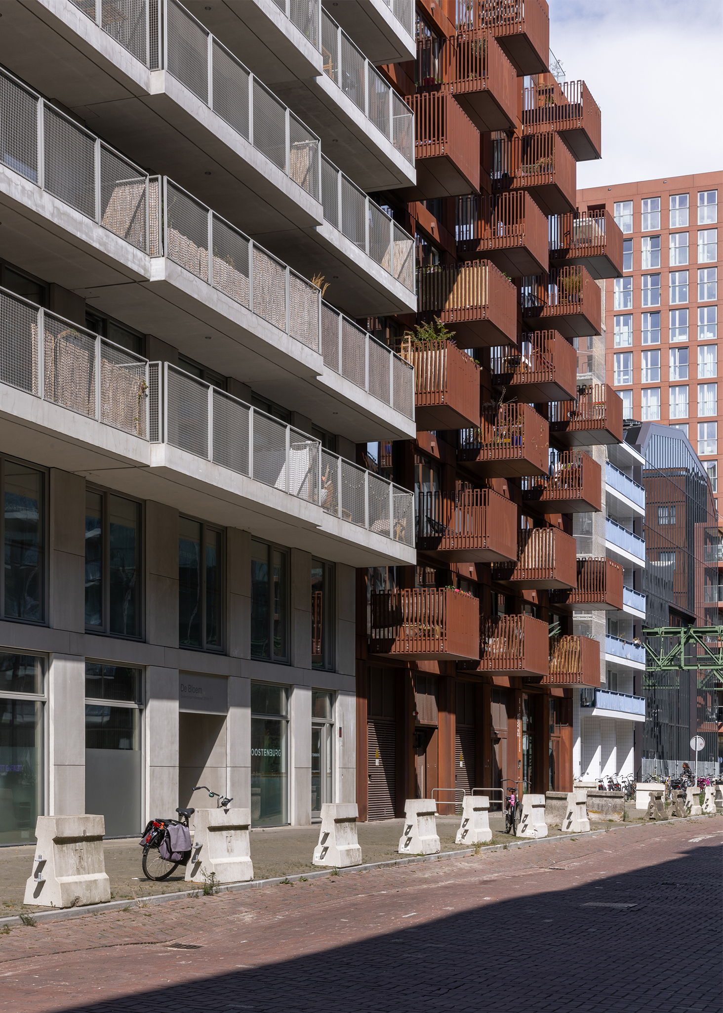 Unit 6 - residential project in Oostenburg, Amsterdam by Workshop Architecten, photographed by Anna Odulinska