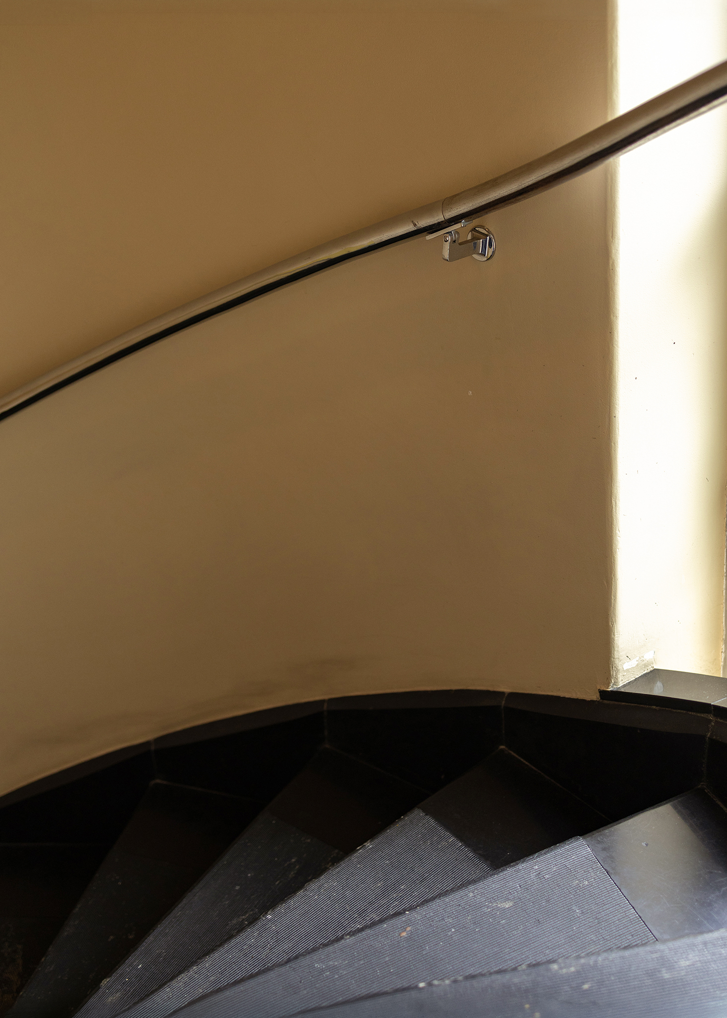 Interior of Huis Sonneveld Rotterdam modernist villa 