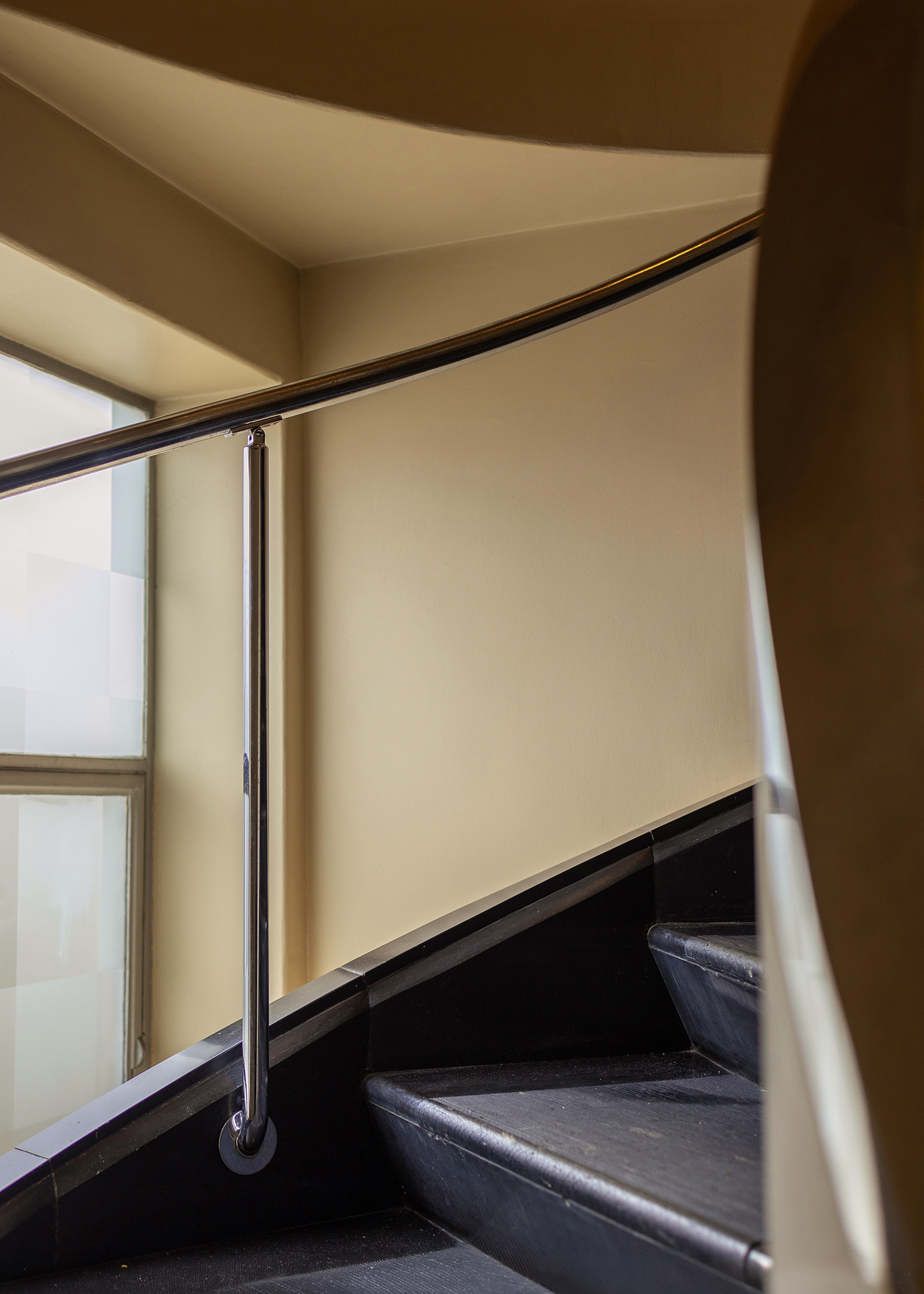 Interior of Huis Sonneveld Rotterdam modernist villa 