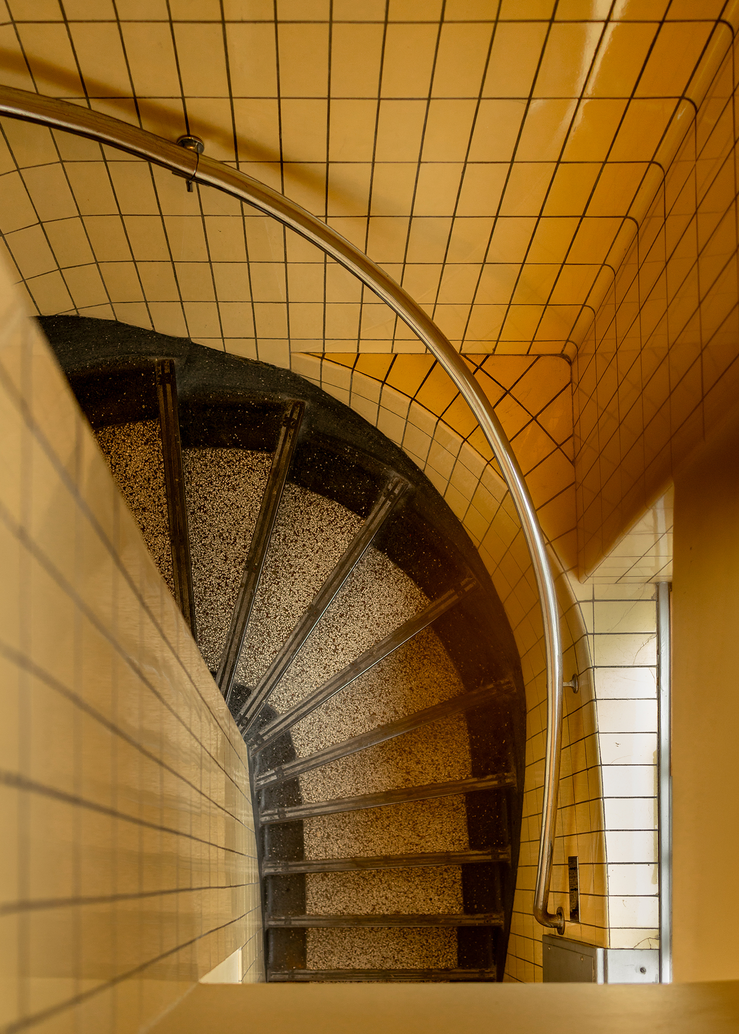 Interior of Huis Sonneveld Rotterdam modernist villa 