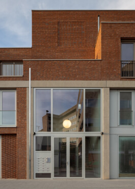 ZOHO, Rotterdam, MORE Architecture 