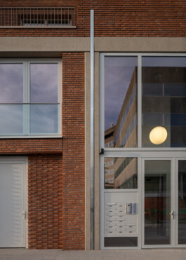 ZOHO, Rotterdam, MORE Architecture 